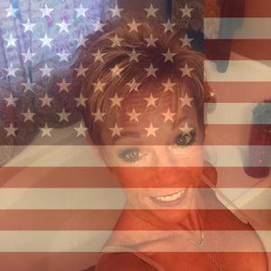 Meet your Posher, Karly